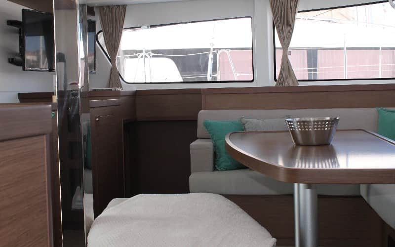 Lagoon 42 - 4 cab. "Double Trouble" - Photo 8