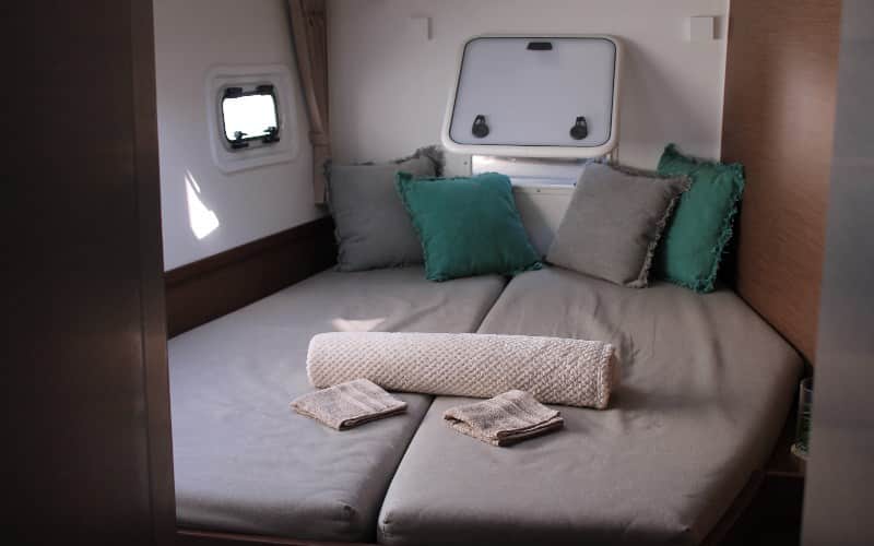 Lagoon 42 - 4 cab. "Double Trouble" - Photo 11