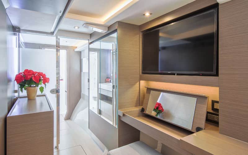 Léopard 46 PC - 4 cab. "Astro" - Photo 15